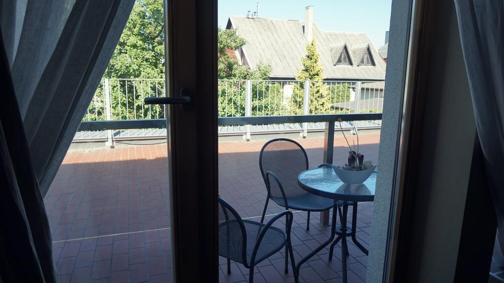 Hotel Babilonas Каунас Екстериор снимка
